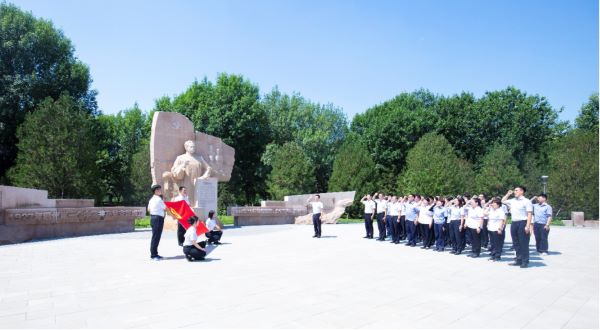 FH网页版登录入口组织开展“践行八项规定 永葆清廉本色”主题党日活动